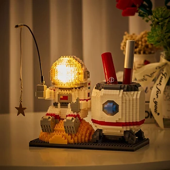 LED Astronot Gadget Depolama Gece Lambası Yaratıcı Kalem Kutusu Yenilik Lamba Düğmesi Akülü Çocuk Yatak Odası Dekorasyon için