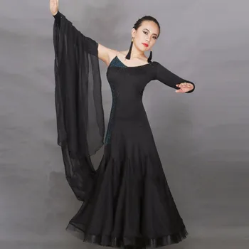 Profesyonel Latin Dans Elbiseler Bayanlar İçin Siyah Renk Püskül Rhinestone Etekler Kadın Yemekleri Fransız Kore Dans Elbise 1190