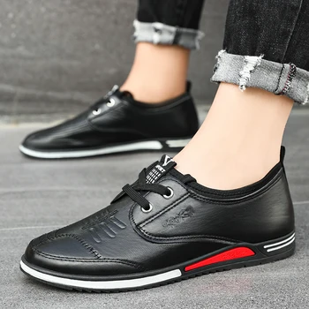 Gündelik erkek ayakkabısı Deri Siyah Erkek Sneakers Sosyal Ayakkabı Loafer'lar Nefes Adam Slip-ons Lüks Spor Ayakkabı Sürüş Mokasen